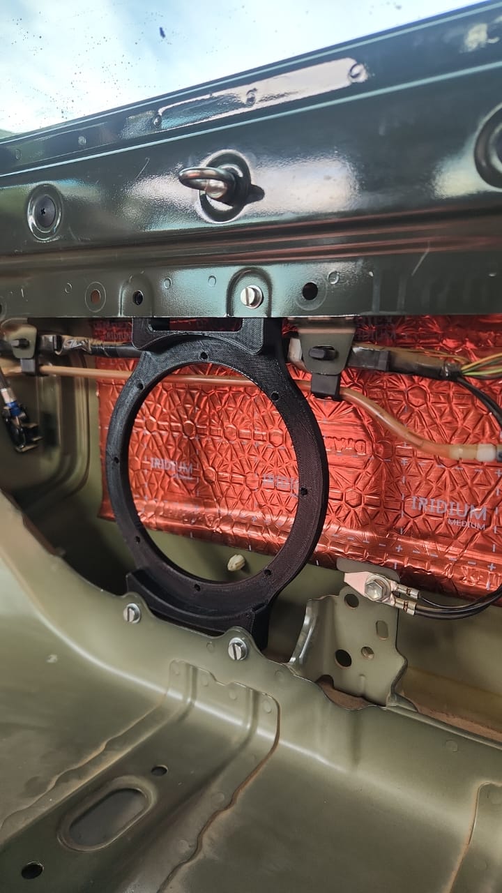 Jimny rear 6.5 inch speaker bracket installed before speaker fitment